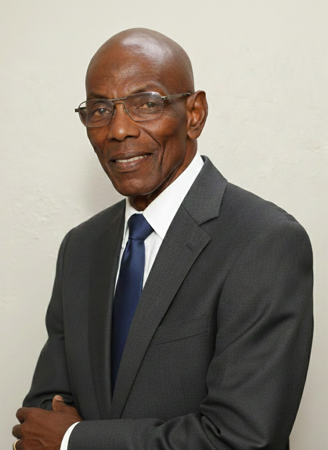 Benjamin Schuler headshot